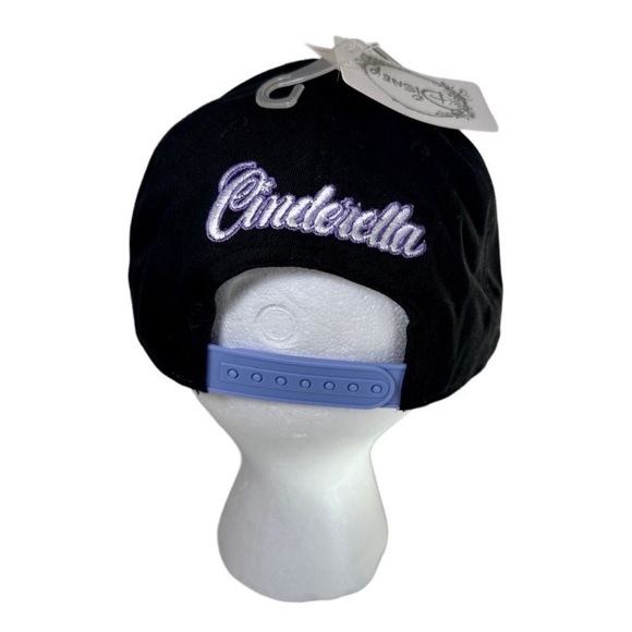 NWT Disney Princess Embroidered Cinderella
NWT
Black Baseball Cap Hat Snap Back - Picture 3 of 4